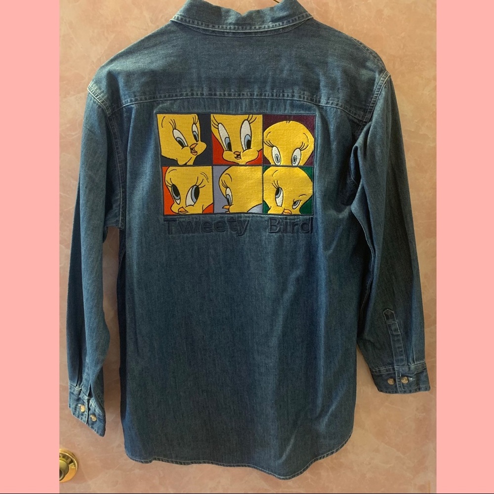 NWOT Vintage Looney Tunes Tweety XL Kids denim buttondown (fits women small)